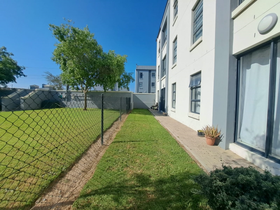 2 Bedroom Property for Sale in Devon Park Western Cape